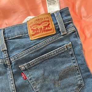 levi’s denim shorts